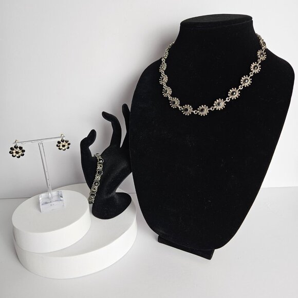 Silver Tone Necklace, Earring, Bracelet Jewelry Set Western Style w/ Black Stone - Picture 3 of 8